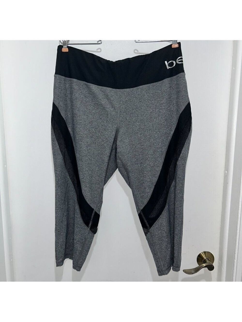 Ladies Bebe athletic capri Size 2X